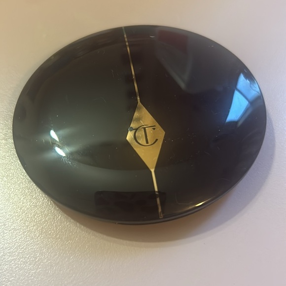 Charlotte Tilbury blush - Picture 3 of 4